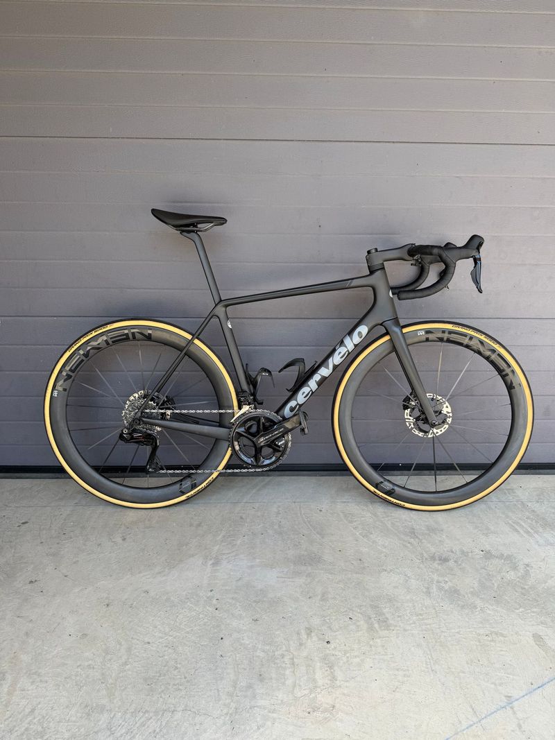 Brugt Cervélo R5 Dura Ace Di2 2024 2024 Road & Gravel