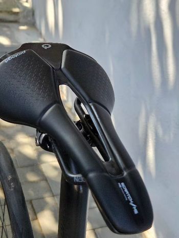 Tweedehands Scott Addict RC 2023 Road & Gravel — afbeelding 5 van 12