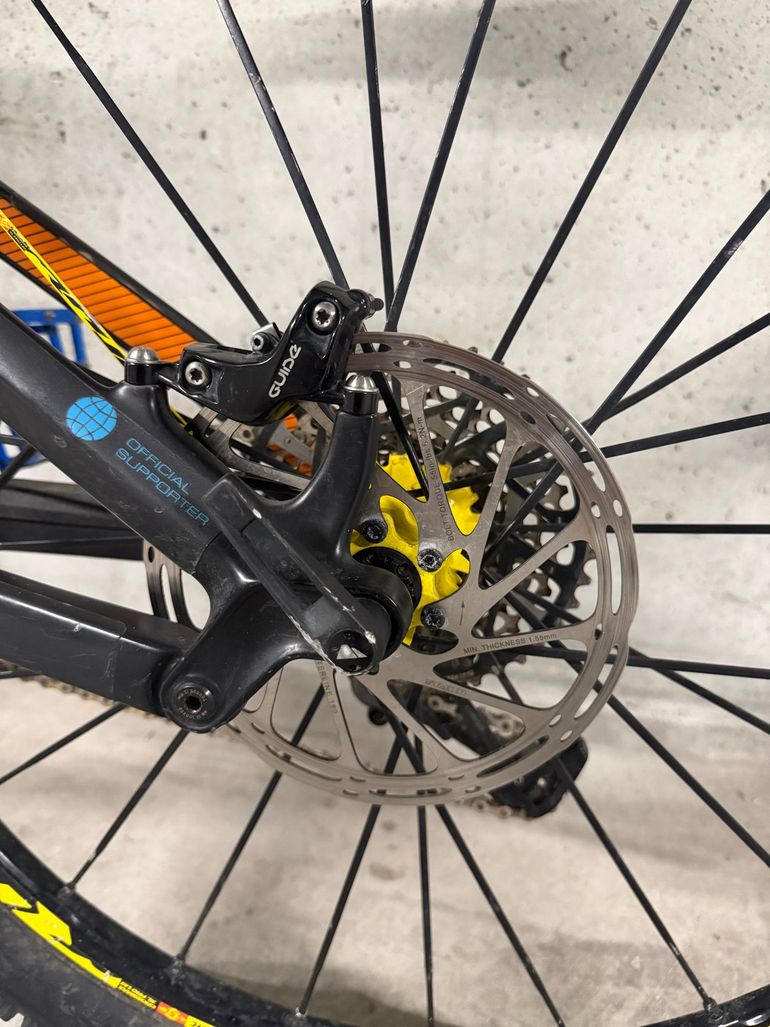 Gebrauchtes Canyon Strive SRAM GX Eagle 2017 Mountainbike, Schwarz — Bild 28 von 29