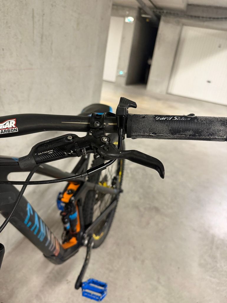 Gebrauchtes Canyon Strive SRAM GX Eagle 2017 Mountainbike, Schwarz — Bild 19 von 29