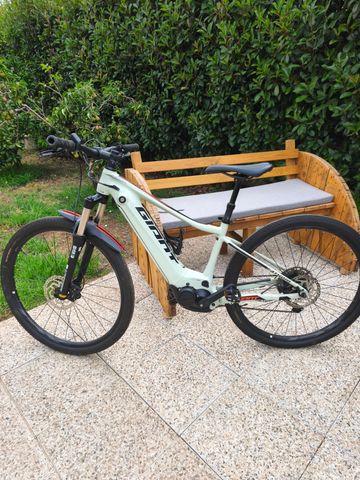 Giant E+2 2022 MTB usato