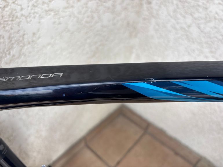 Used Trek Émonda SLR 7 AXS 2023 2023 Road & Gravel, Blue — image 5 of 9