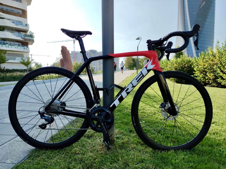 Trek Émonda SL 6 Disc Pro 2021 2021 Road & Gravel d'occasion — image 2 sur 4
