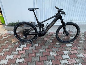 Trek Rail 9.8 GX 2022 2022 Mountainbike usato, Grigio chiaro — immagine 1 di 9
