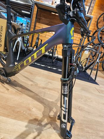 Used Scott Spark RC Team Issue AXS 2023 2023 Mountainbike, Green — image 4 of 5