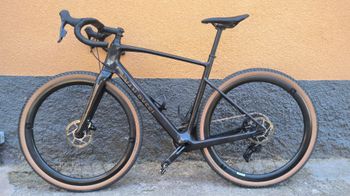 Used Van rysel Gravelbike GCR SRAM Force AXS XPLR 1x12 Carbon raw 2026 2026 Road & Gravel, Black — image 2 of 4