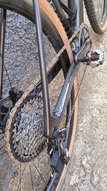 Used Van rysel Gravelbike GCR SRAM Force AXS XPLR 1x12 Carbon raw 2026 2026 Road & Gravel, Black — image 3 of 4