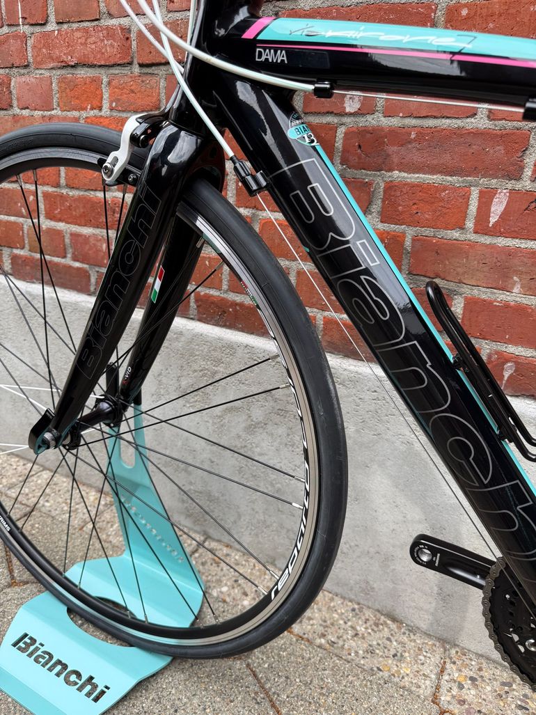 Used Bianchi Nirone Shimano Sora 2024 Road & Gravel, Black — image 14 of 14