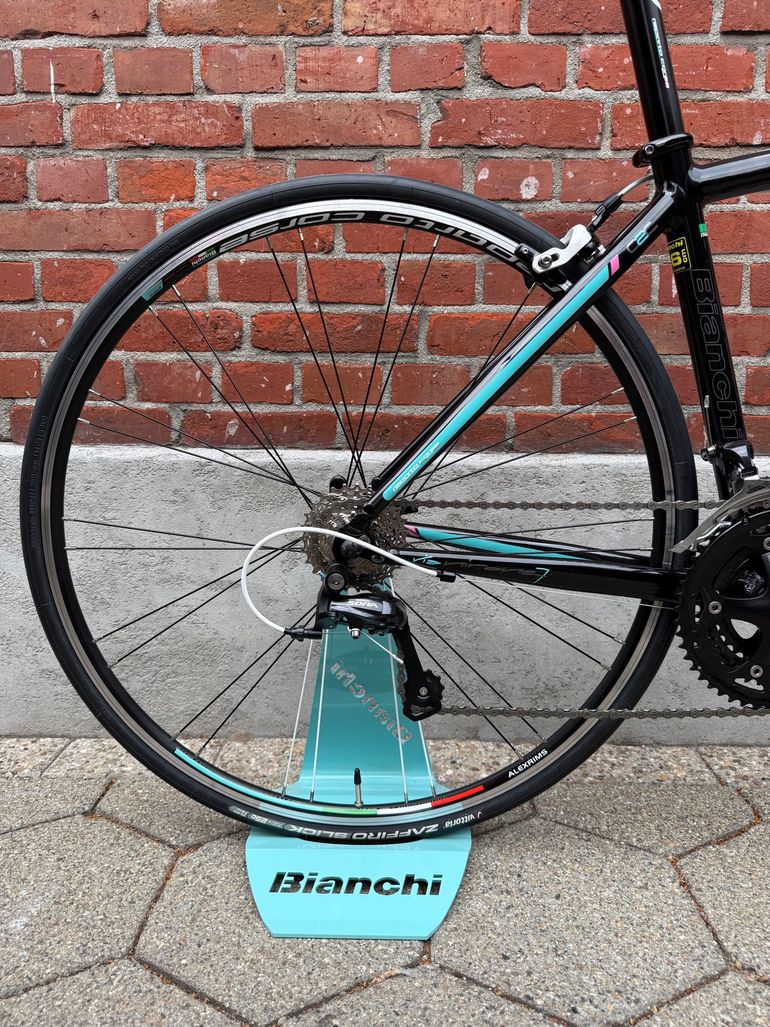 Used Bianchi Nirone Shimano Sora 2024 Road & Gravel, Black — image 2 of 14