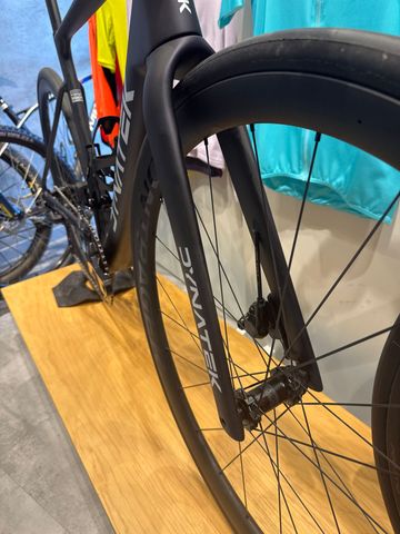 Dynatek Custom Shimano 105 Di2 2027 Road & Gravel de segunda mano, Negro — imagen 6 de 6