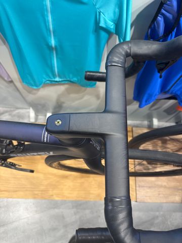 Dynatek Custom Shimano 105 Di2 2027 Road & Gravel de segunda mano, Negro — imagen 4 de 6