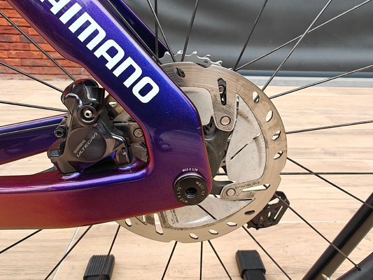 Canyon Aeroad CFR Di2 2025 2025 Road & Gravel d'occasion — image 12 sur 16