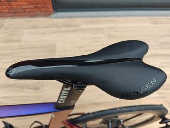 Canyon Aeroad CFR Di2 2025 2025 Road & Gravel d'occasion — image 9 sur 16