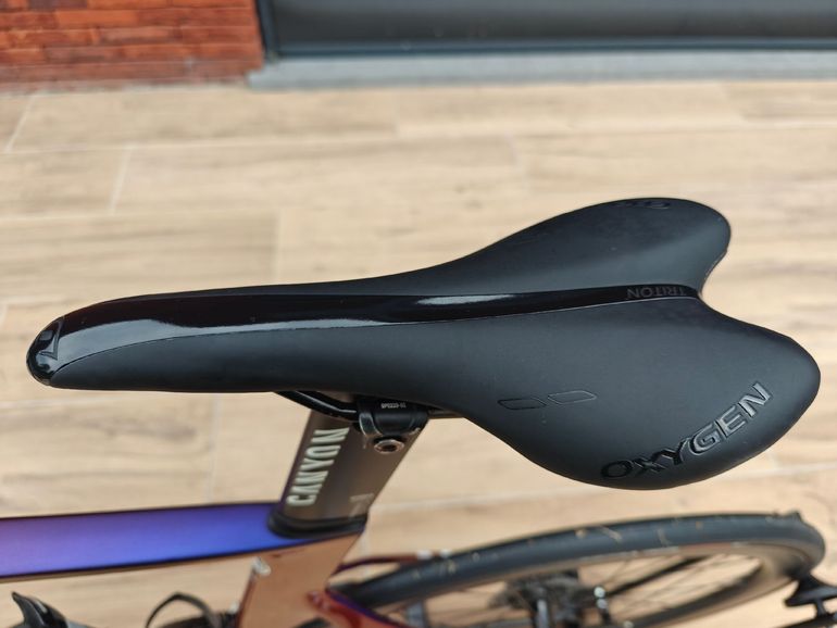Canyon Aeroad CFR Di2 2025 2025 Road & Gravel d'occasion — image 9 sur 16