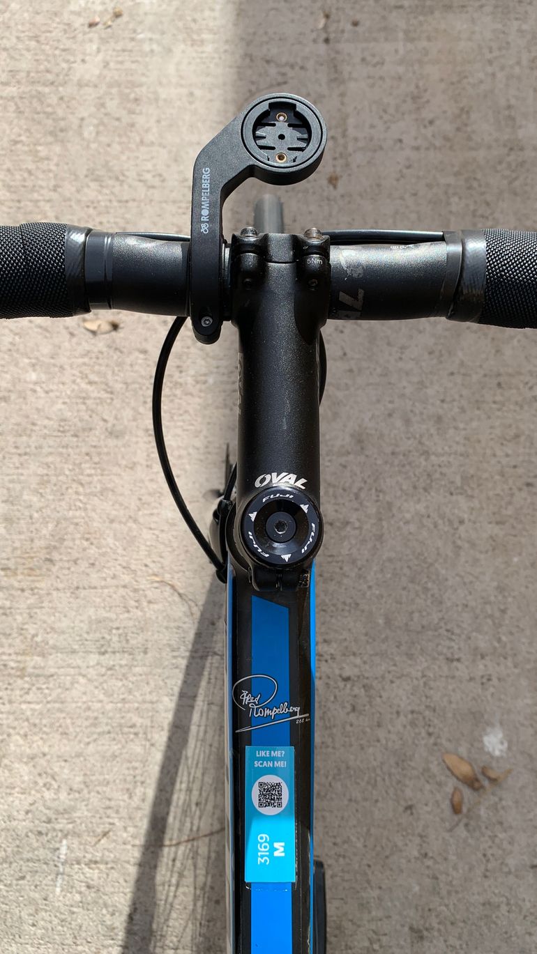 Used Fuji SL 2.1 Full Carbon Shimano Ultegra 11sp Disc - Size M 2020 Road & Gravel, Black — image 2 of 9
