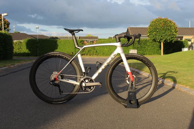 Käytetty Trek Madone SL 7 Gen 8 2025 Road & Gravel