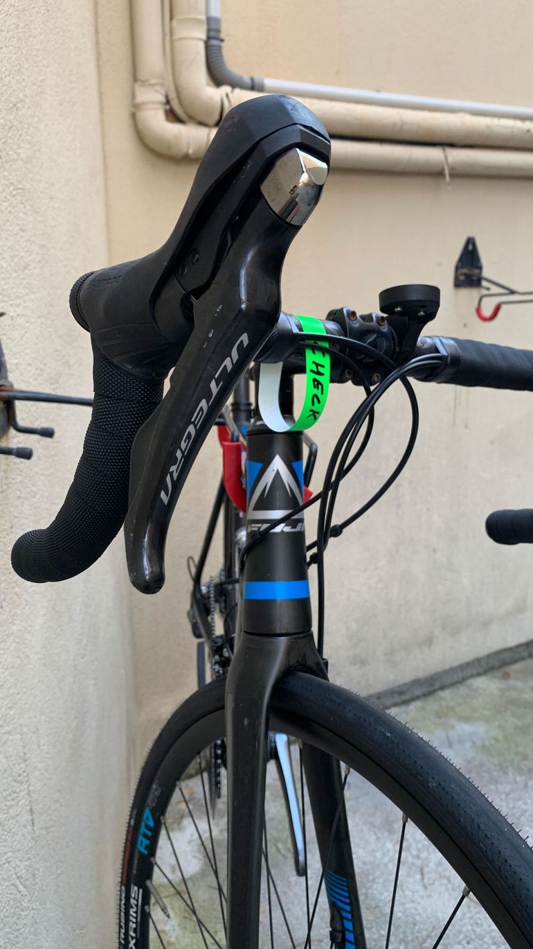 Used Fuji SL 2.1 Full Carbon Shimano Ultegra 11sp Disc - Size L 2021 Road & Gravel, Black — image 7 of 12