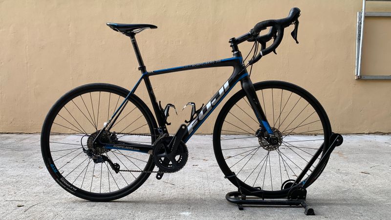 Brugt Fuji SL 2.1 Full Carbon Shimano Ultegra 11sp Disc - Size L 2021 Road & Gravel