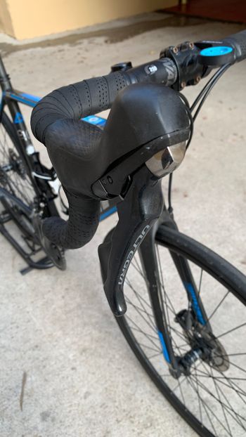 Used Fuji SL 2.1 Full Carbon Shimano Ultegra 11sp Disc - Size L 2021 Road & Gravel, Black — image 3 of 12
