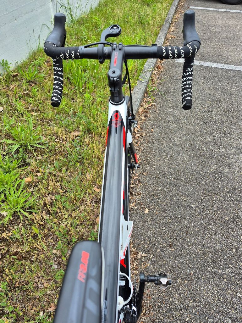 Scott Addict 20 2018 2018 Road & Gravel d'occasion — image 3 sur 7