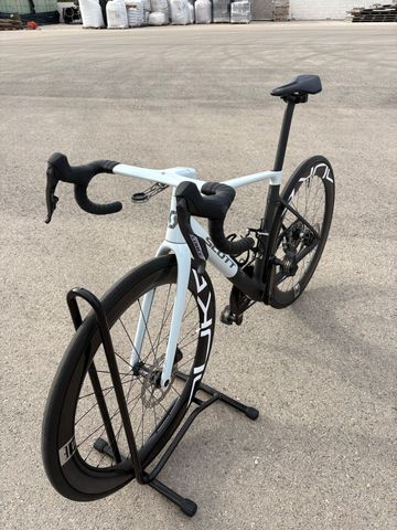 Käytetty Scott Addict SRAM Force eTap AXS 2026 Road & Gravel — kuva 6 / 8