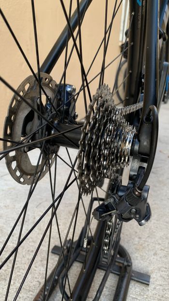 Used Fuji SL 2.1 Full Carbon Shimano Ultegra 11sp Disc - Size L 2021 Road & Gravel, Black — image 6 of 9