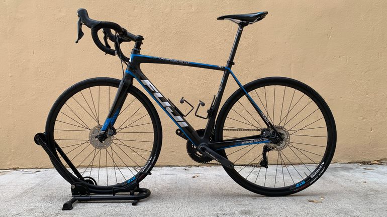 Used Fuji SL 2.1 Full Carbon Shimano Ultegra 11sp Disc - Size L 2021 Road & Gravel, Black — image 9 of 9