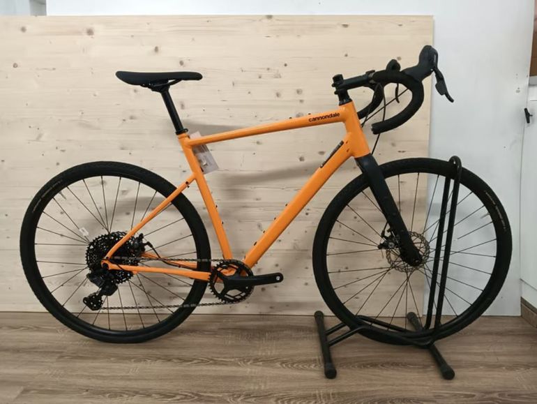 Cannondale Topstone 4 2024 2024 Road & Gravel d'occasion — image 1 sur 3