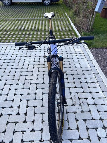 Gebrauchtes Orbea OIZ M-PRO 2025 2025 Mountainbike, Weiß — Bild 12 von 19