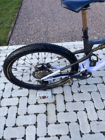 Gebrauchtes Orbea OIZ M-PRO 2025 2025 Mountainbike, Weiß — Bild 9 von 19