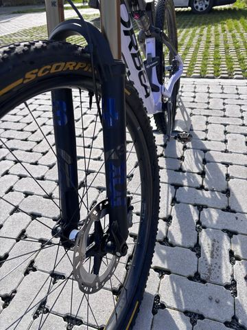 Gebrauchtes Orbea OIZ M-PRO 2025 2025 Mountainbike, Weiß — Bild 7 von 19