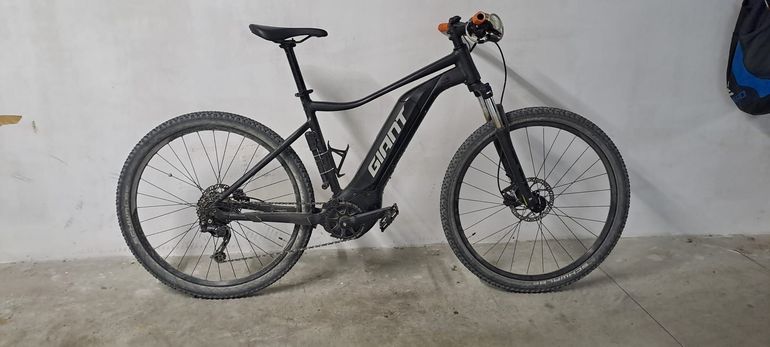 Käytetty Giant Talon E+ 29 2 2021 2021 Mountainbike — kuva 1 / 3