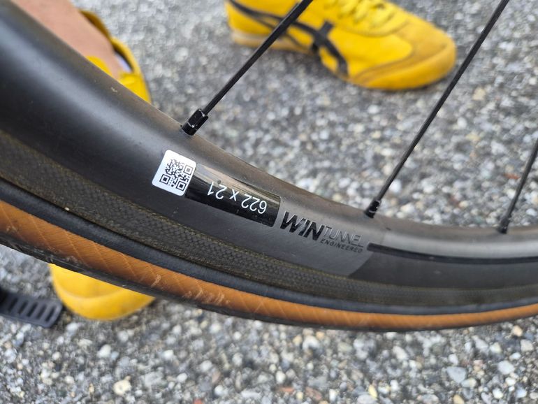 Used Specialized Men's S-Works Tarmac Ultralight 2018 2018 Road & Gravel, Black — image 8 of 32