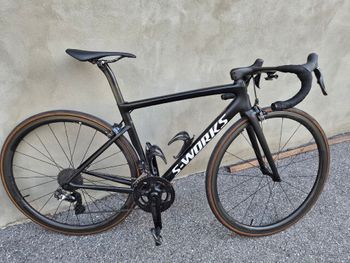 Used Specialized Men's S-Works Tarmac Ultralight 2018 2018 Road & Gravel, Black — image 2 of 32
