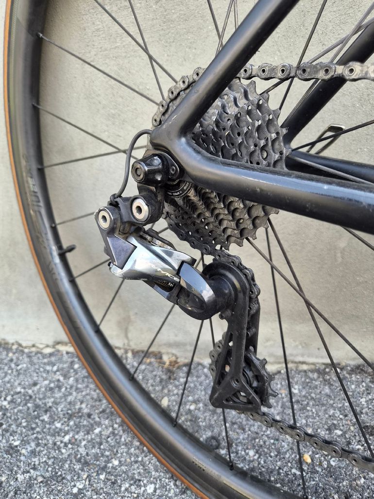 Used Specialized Men's S-Works Tarmac Ultralight 2018 2018 Road & Gravel, Black — image 4 of 32