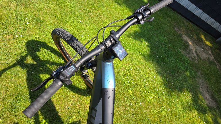Used CUBE REACTION HYBRID, RACE 750 2023 2023 Mountainbike, Blue, 27.5, 29 — image 3 of 6