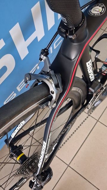Gebrauchtes Bianchi Infinito CV 2018 Road & Gravel, Schwarz — Bild 5 von 8