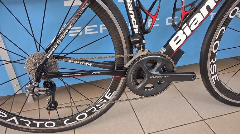 Bianchi Infinito CV 2018 Road & Gravel d'occasion — image 2 sur 8