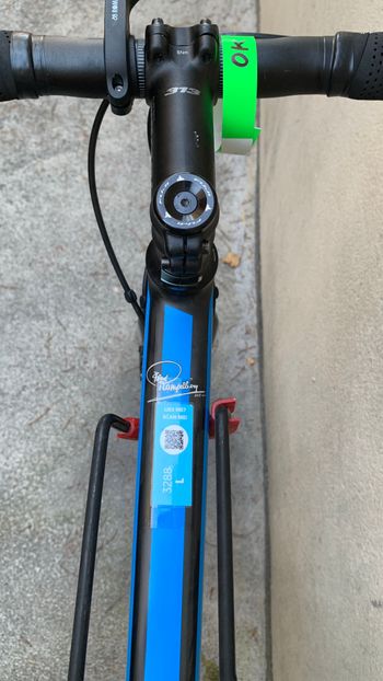 Used Fuji SL 2.1 Full Carbon Shimano Ultegra 11sp Disc - Size L 2021 Road & Gravel, Black — image 2 of 12
