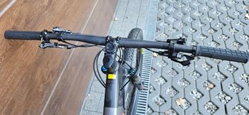 Used Orbea OIZ M PRO 2022 2022 Mountainbike, Black, 29 — image 4 of 4