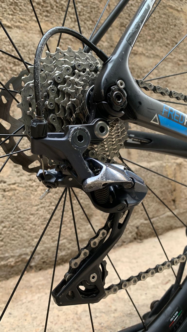 Used Fuji SL 2.1 Full Carbon Shimano Ultegra 11sp Disc - Size L 2021 Road & Gravel, Black — image 3 of 7