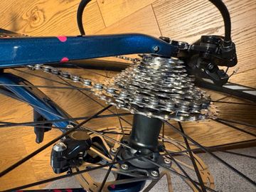 Used Cinelli Veltrix Disc 2023 2023 Road & Gravel, Blue — image 3 of 8