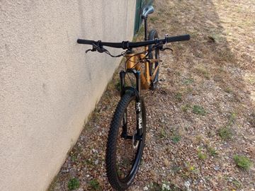 Canyon Lux Trail CF 8 2024 2024 Mountainbike usato, Arancione — immagine 7 di 13