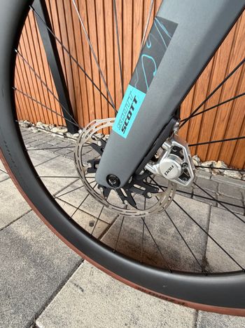 Scott FOIL RC PRO 2025 SRAM RED AXS QUARQ 2025 Road & Gravel d'occasion — image 6 sur 13