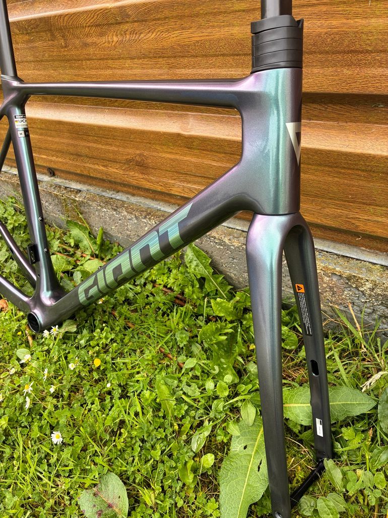 Giant TCR Advanced Pro Frameset 2025 Frameset 2025 Road & Gravel de segunda mano, Morado — imagen 4 de 12