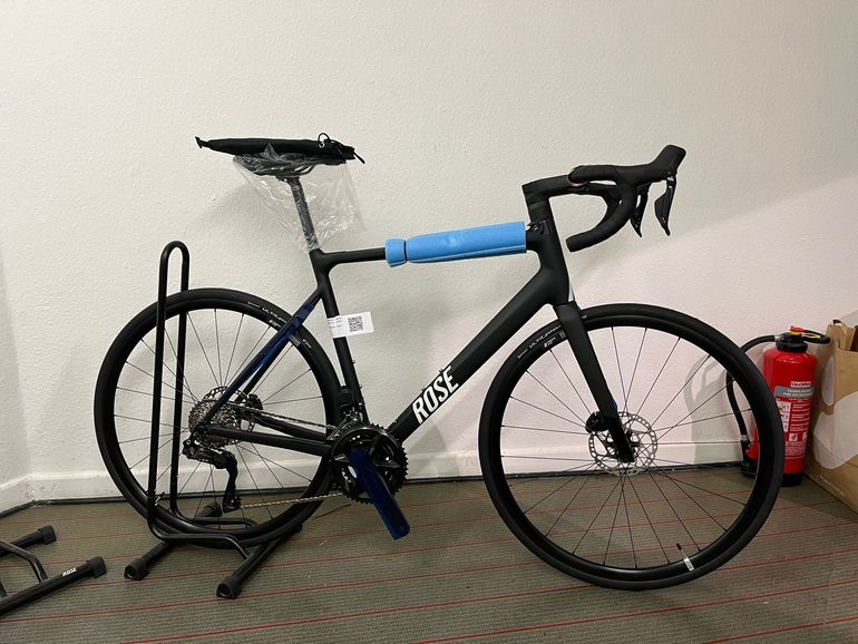 Used Rose Reveal AL 105 Di2 2026 2026 Road & Gravel, Black — image 1 of 3