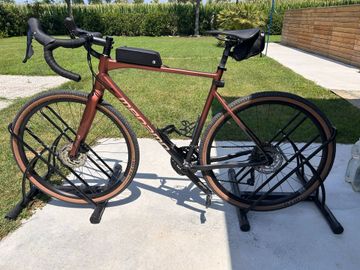 Megamo JAKAR 30 2025 2025 Road & Gravel d'occasion — image 1 sur 11