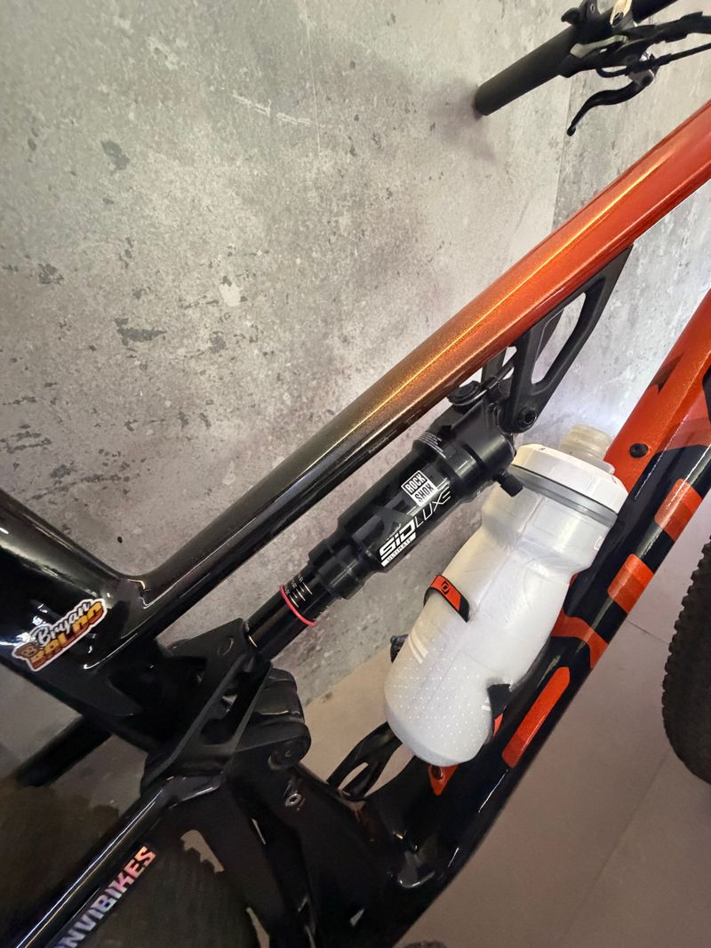 Used BMC Fourstroke 01 ONE 2024 2024 Mountainbike, Orange, 29 — image 4 of 7