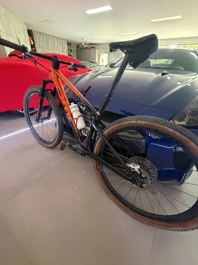 Used BMC Fourstroke 01 ONE 2024 2024 Mountainbike, Orange, 29 — image 7 of 7