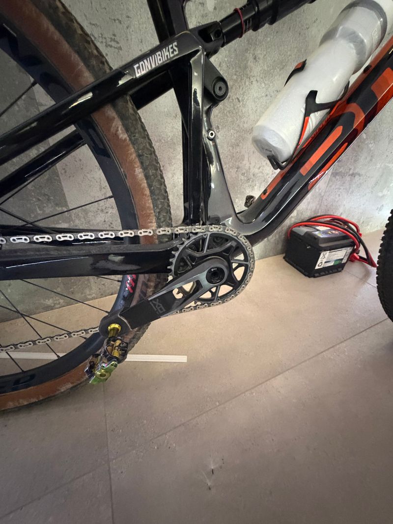 Used BMC Fourstroke 01 ONE 2024 2024 Mountainbike, Orange, 29 — image 3 of 7